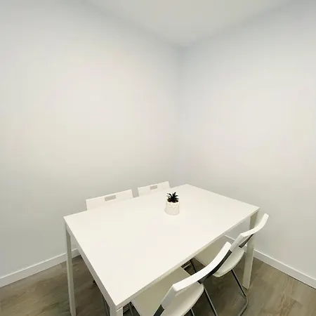 Apartamento En Malaga Junto A Estacion De Metro By Mo Màlaga Exterior photo